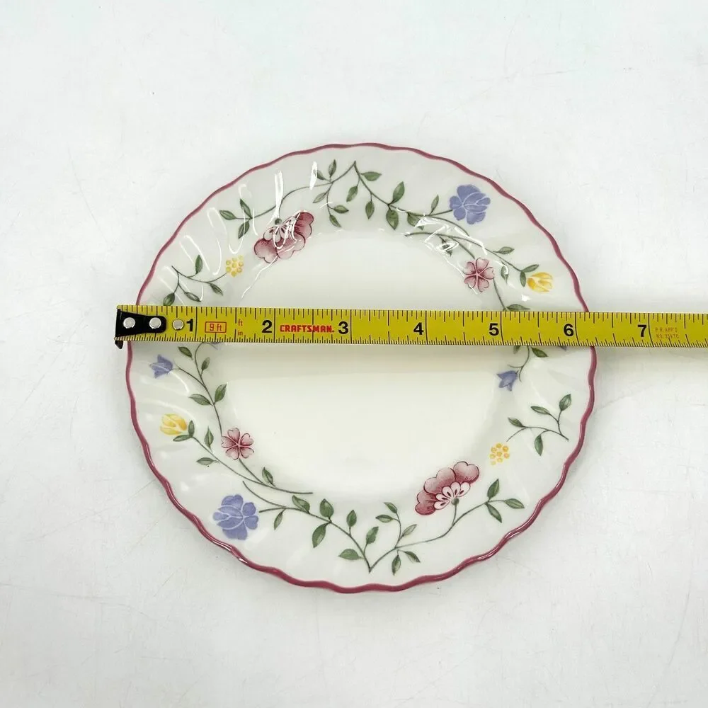 JOHNSON BROS. Set of 4 Vintage White Floral England Bread & Butter Plate 6.25
